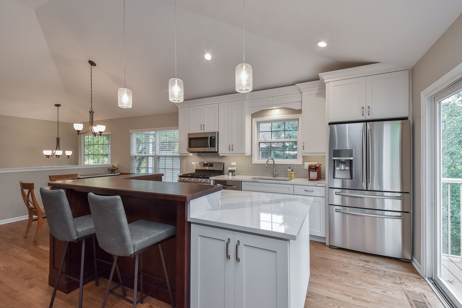 small kitchen hall design