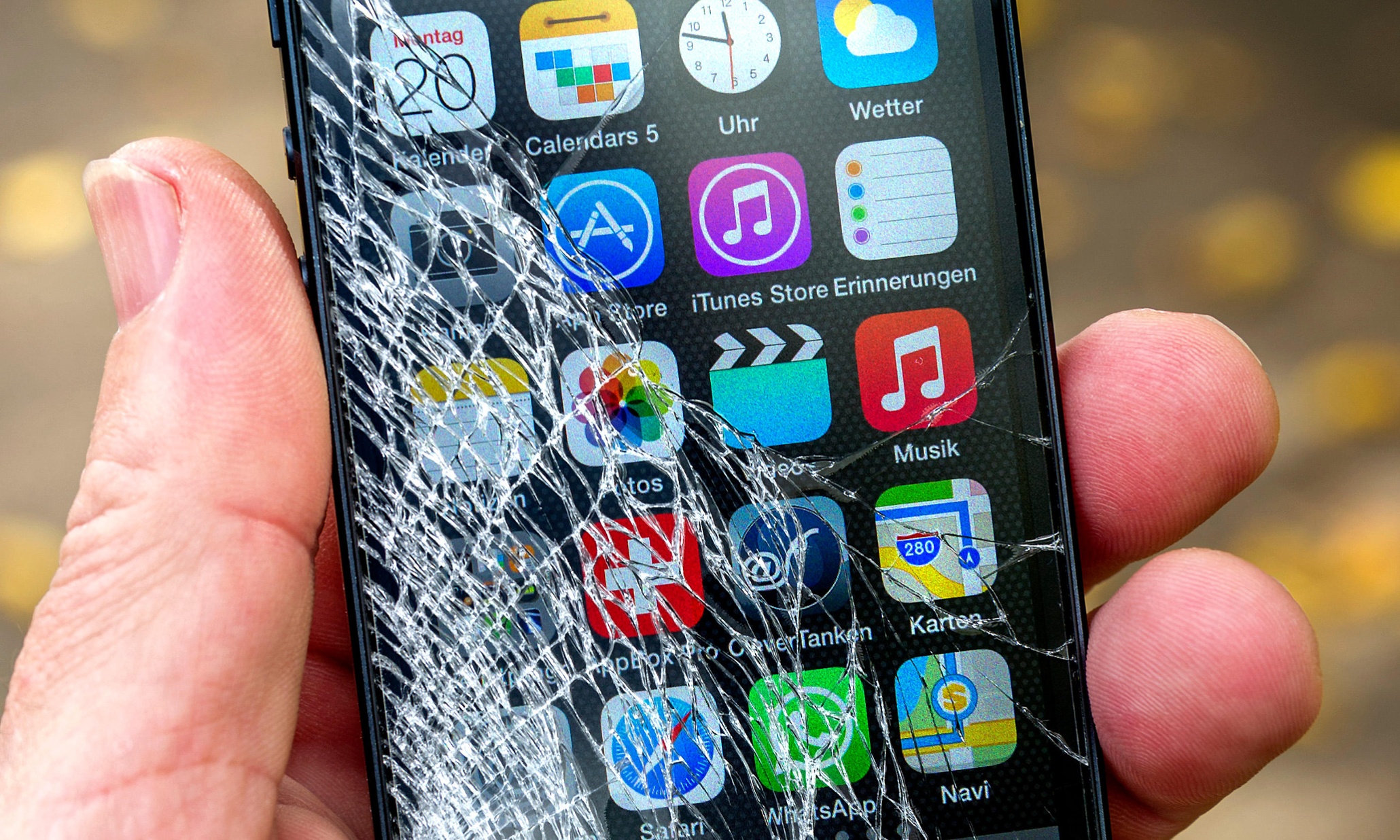 Tips For Satisfactory Replacement Of Damaged IPhone Screen Techno FAQ