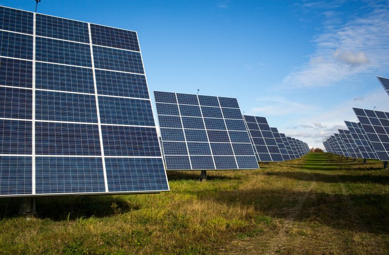 How Solar Plants Are The Need of The Time | Techno FAQ