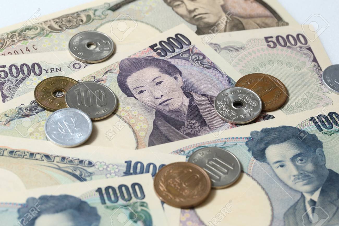 Японские деньги