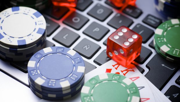 How Is Technology Driving Online Gambling In The UK? | Techno FAQ