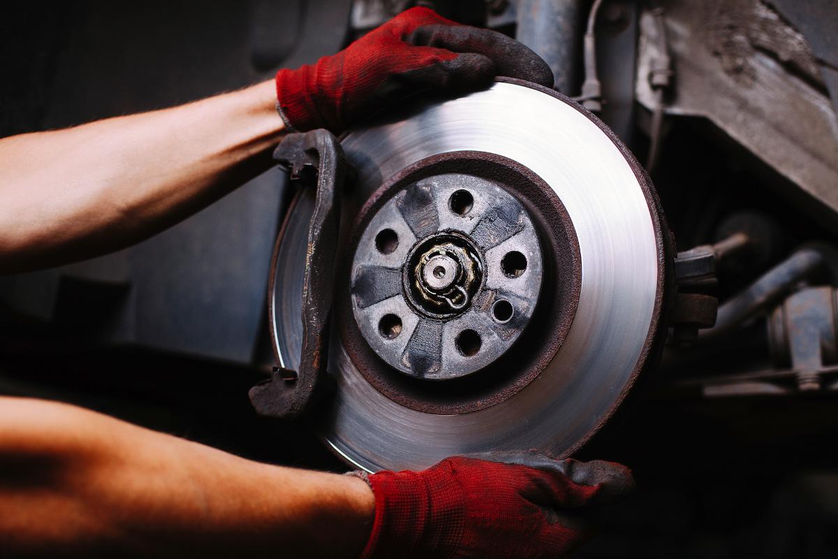 The Four Symptoms That Warn You To Change The Car Brakes Techno FAQ