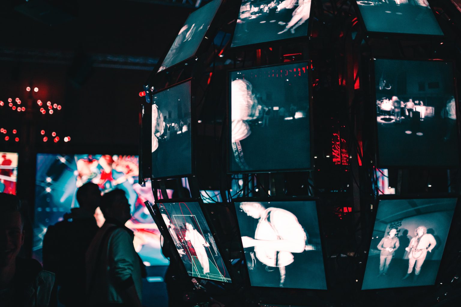 Top Tech Trends to Watch in 2021 | Techno FAQ