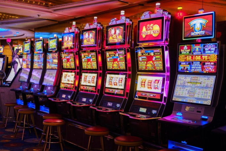 How to Make Sure You Are in The Safe Side in Online Casinos | Techno FAQ