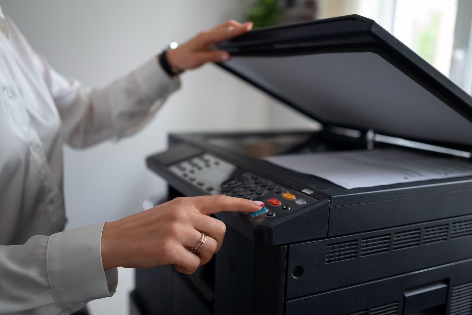 What is the Difference Between a Duplicator and a Copier Machine?